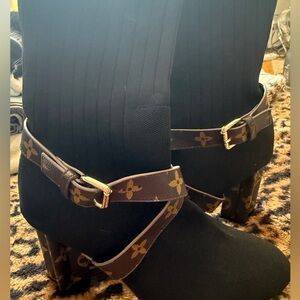 Louis Vuitton Silhouette ankle boots